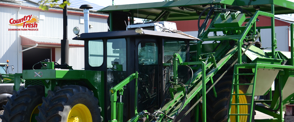 Dominion Farm Produce Tractor